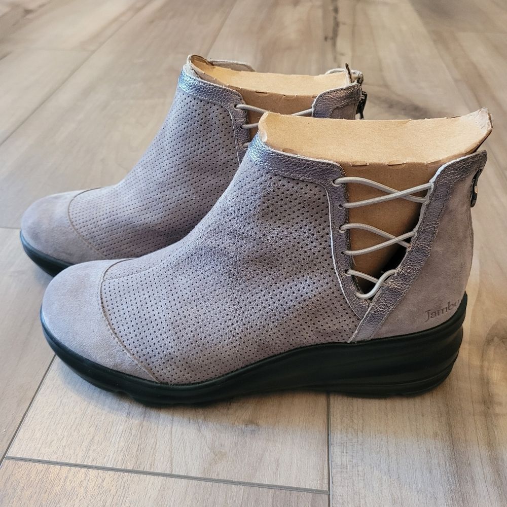 Jambu Women's Booties